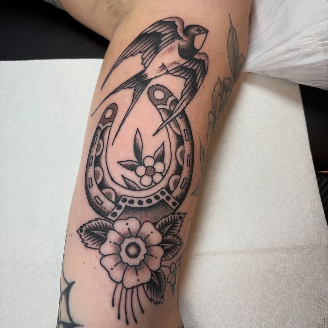 Tattoo by @mattegizi — american_traditional