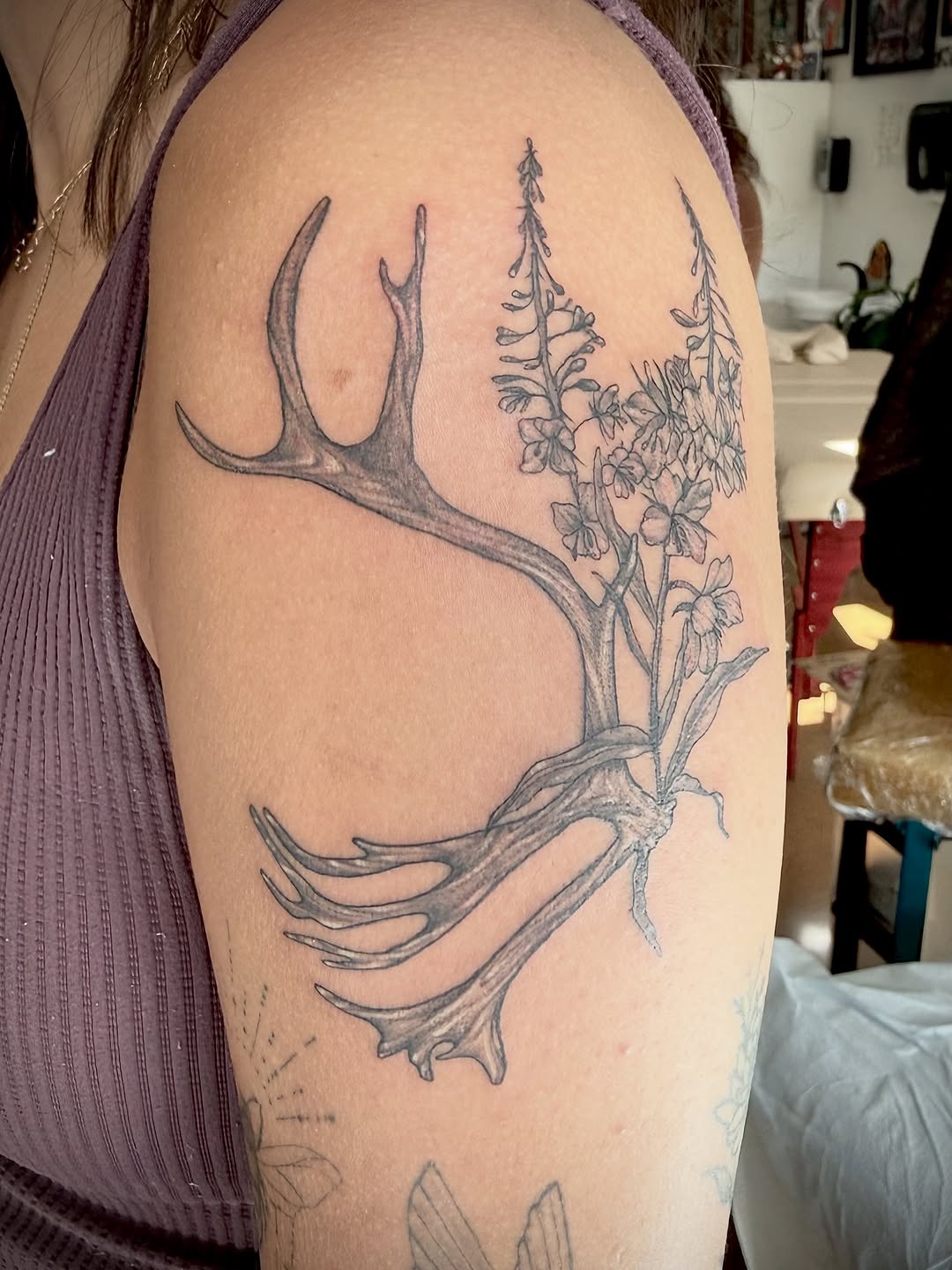 Tattoo by @rosie.tattoo — fine_line, black_and_grey