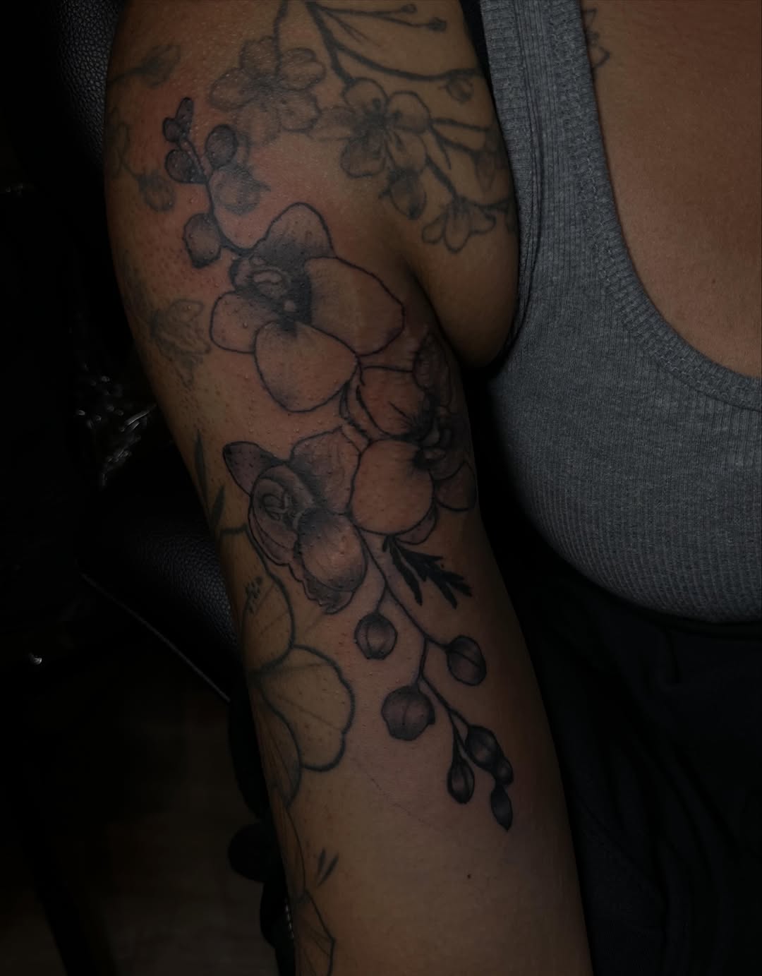 Tattoo by @culturadelareyna — black_and_grey