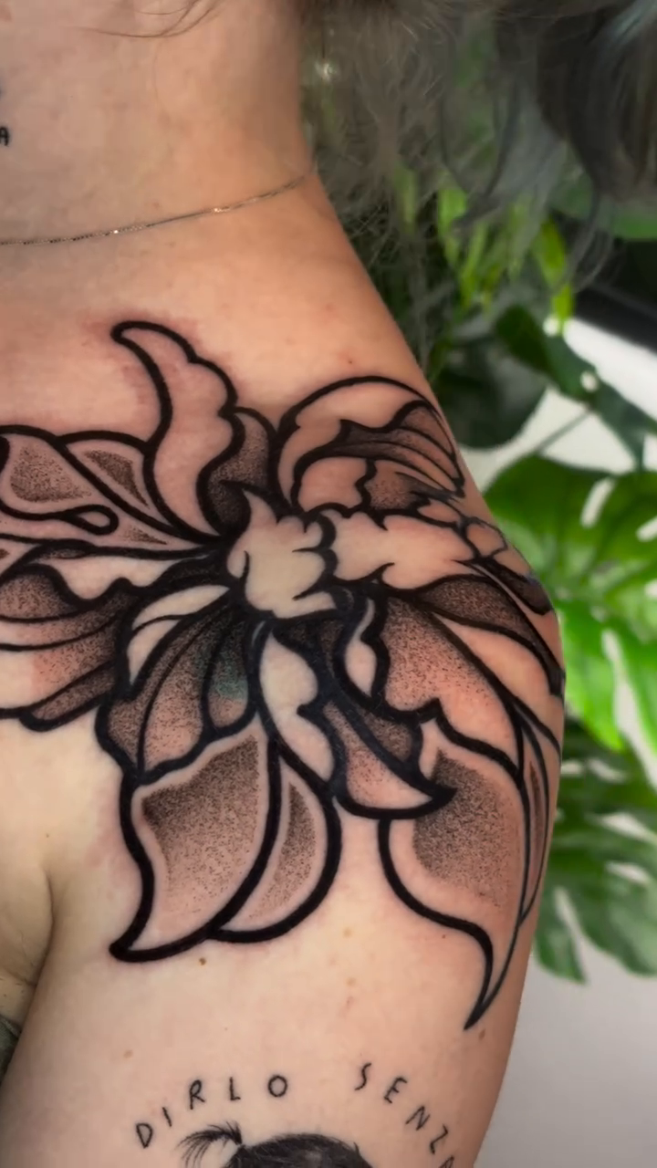 Tattoo by @ariusink โ black_and_grey, dotwork