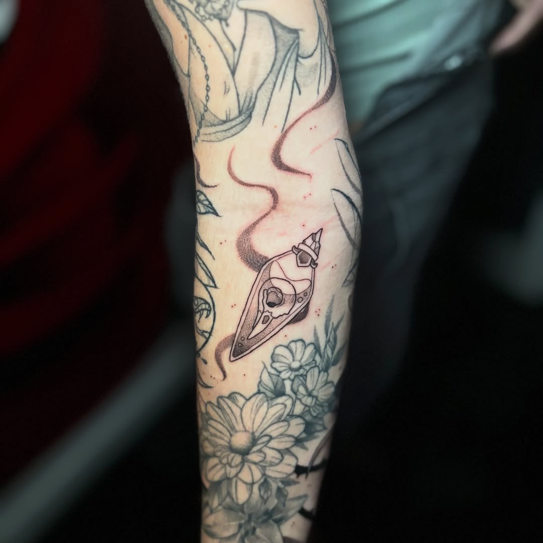 Tattoo by @5am.x.tattoos — fine_line, illustrative