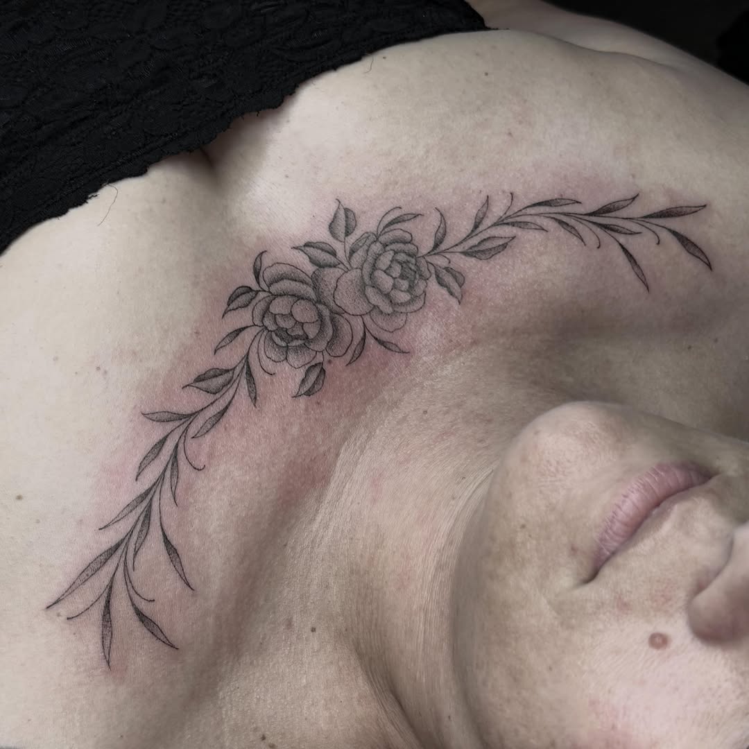 Tattoo by @mrschloeestrada — fine_line