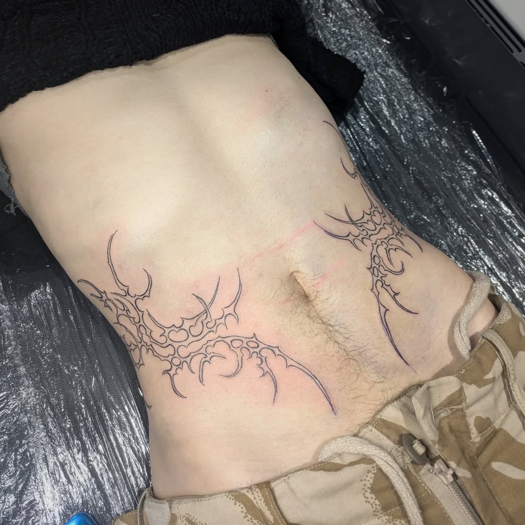 Tattoo by @elstattoos — blackwork, geometric