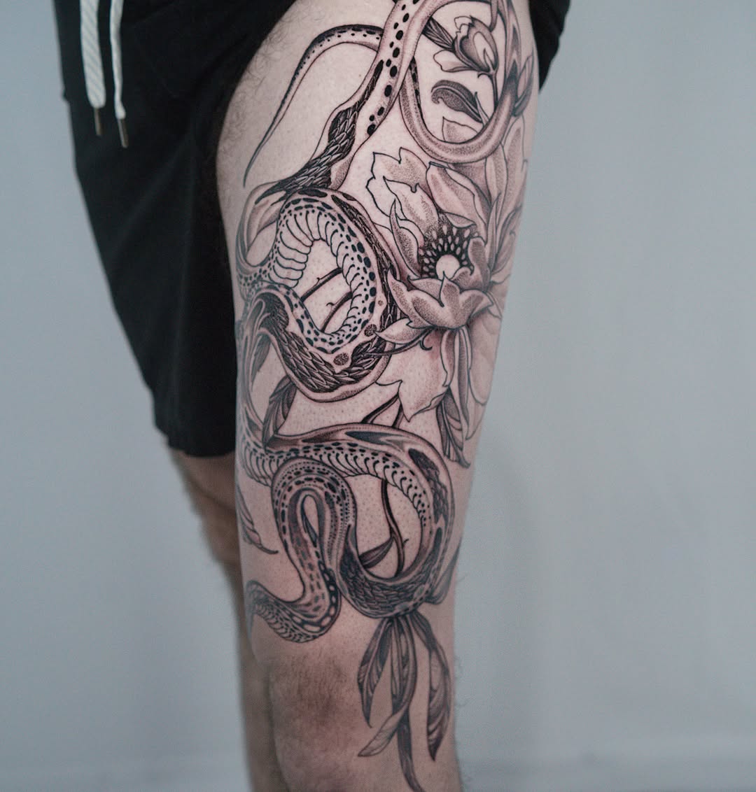 Tattoo by @hiralupe_tattoo — black_and_grey, illustrative