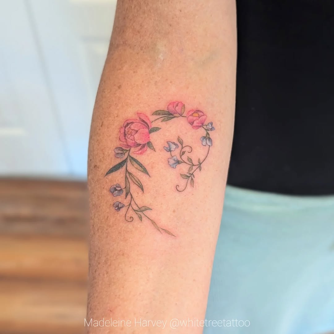 Tattoo by @whitetreetattoo — fine_line, illustrative