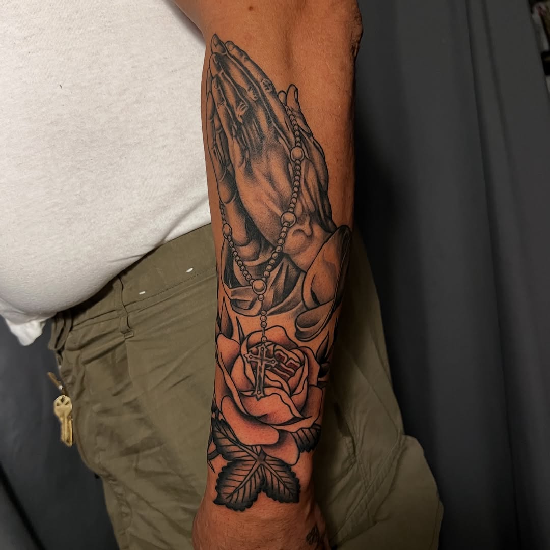 Tattoo by @mamunter — black_and_grey, realism
