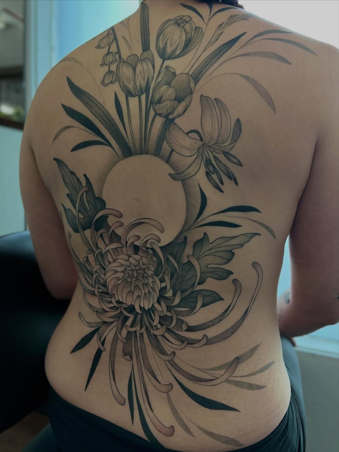 Tattoo by @avreysimone — black_and_grey, dotwork