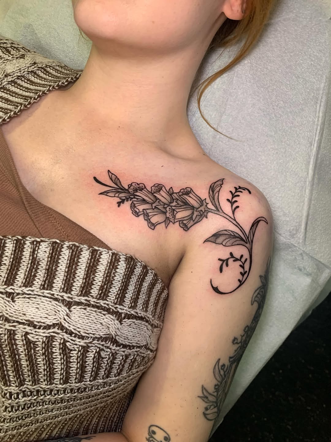 Tattoo by @jellyrat_tatts — fine_line
