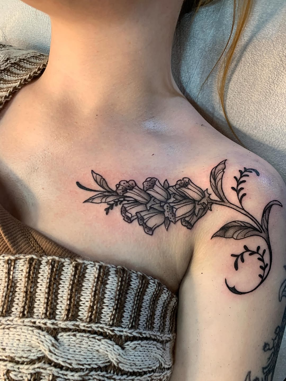 Tattoo by @jellyrat_tatts — black_and_grey