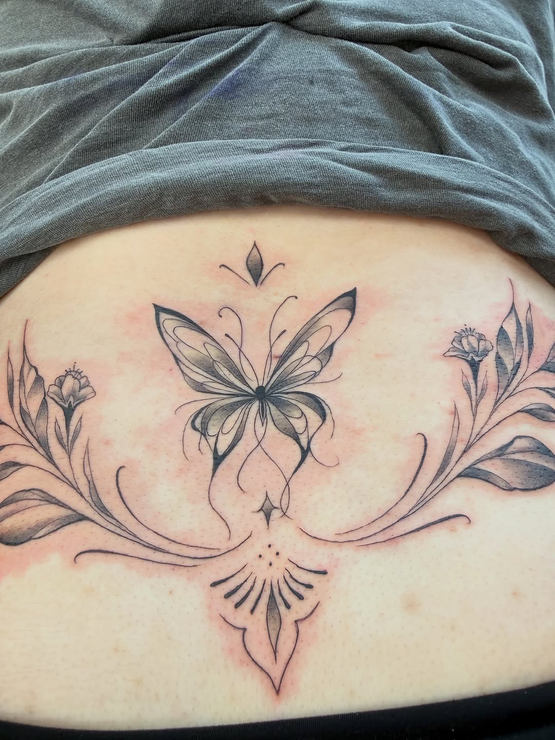 Tattoo by @dtxtattoos โ fine_line