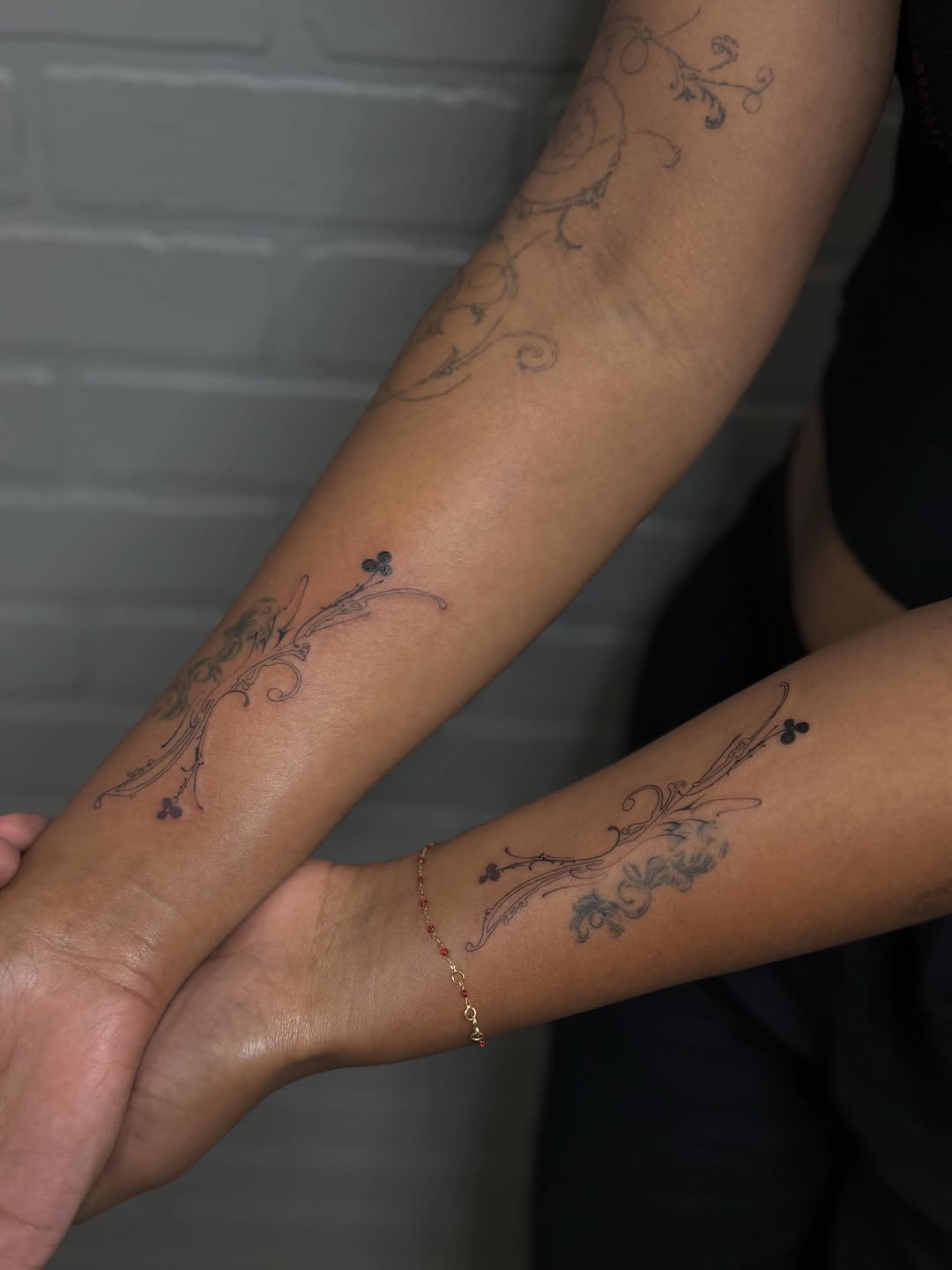 Tattoo by @vaehinked — fine_line, illustrative