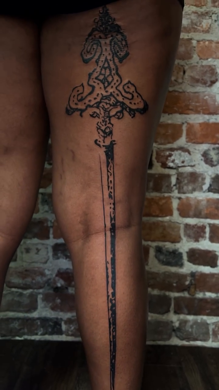 Tattoo by @uncomfycomfort โ illustrative, black_and_grey