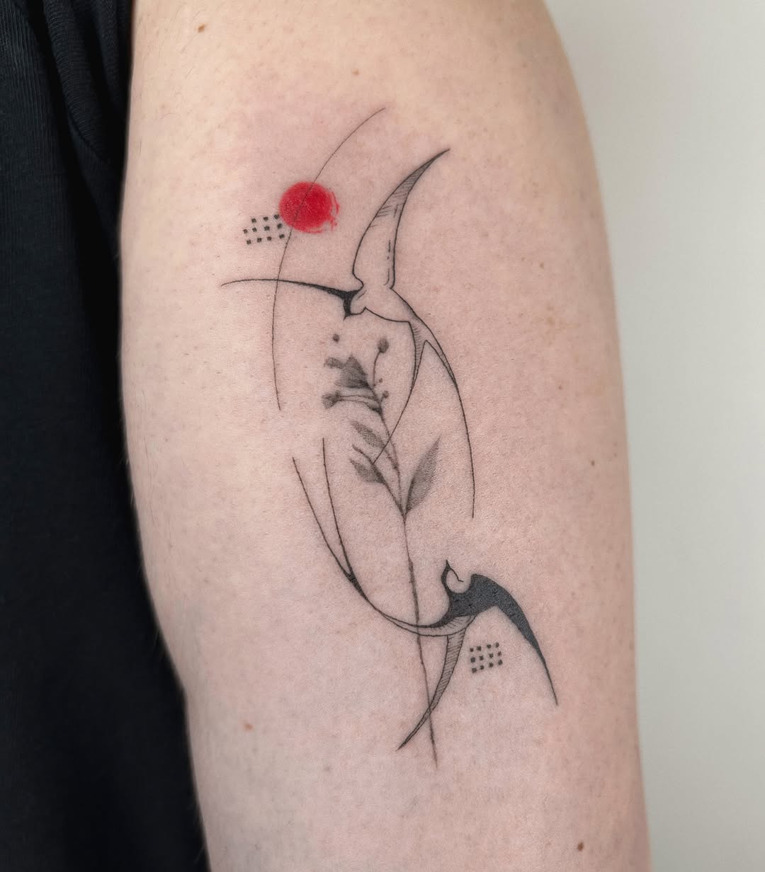 Tattoo by @hellymarch_tattoo โ fine_line