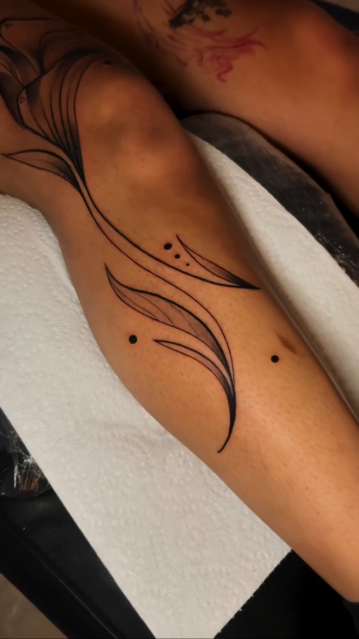 Tattoo by @deniscastrotattoo — fine_line, illustrative