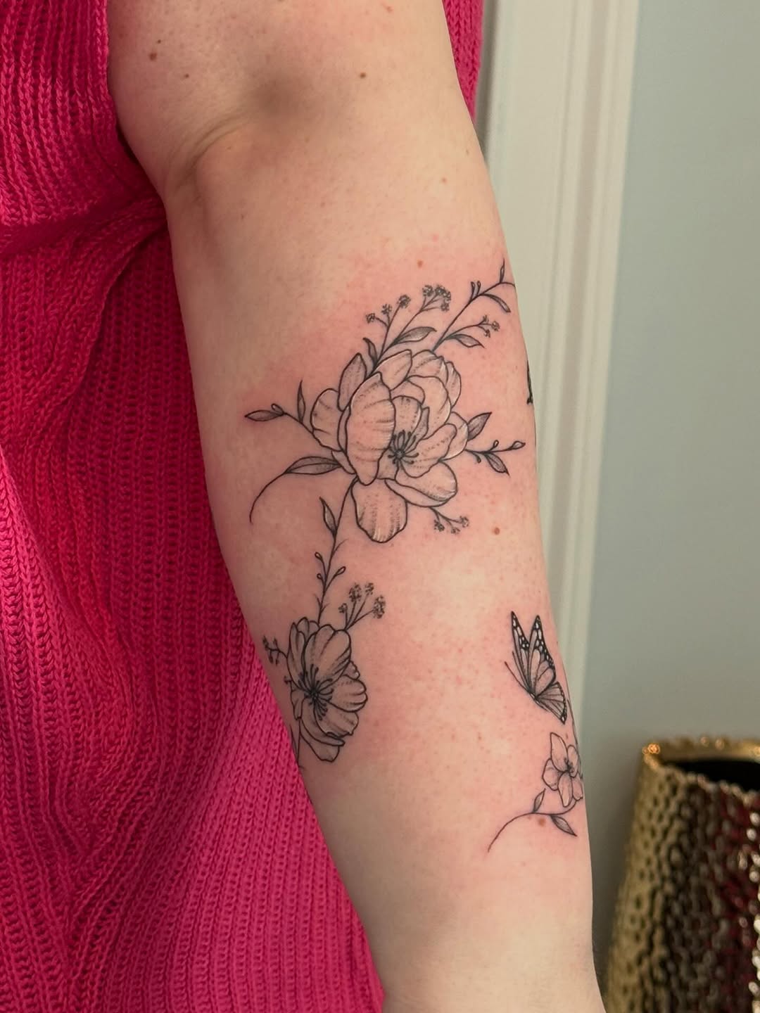 Tattoo by @anablatt_tattoo — fine_line
