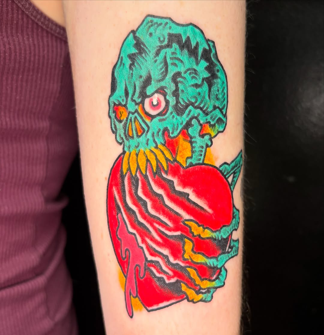 Tattoo by @gabieliatattoo — new_school, trash_polka