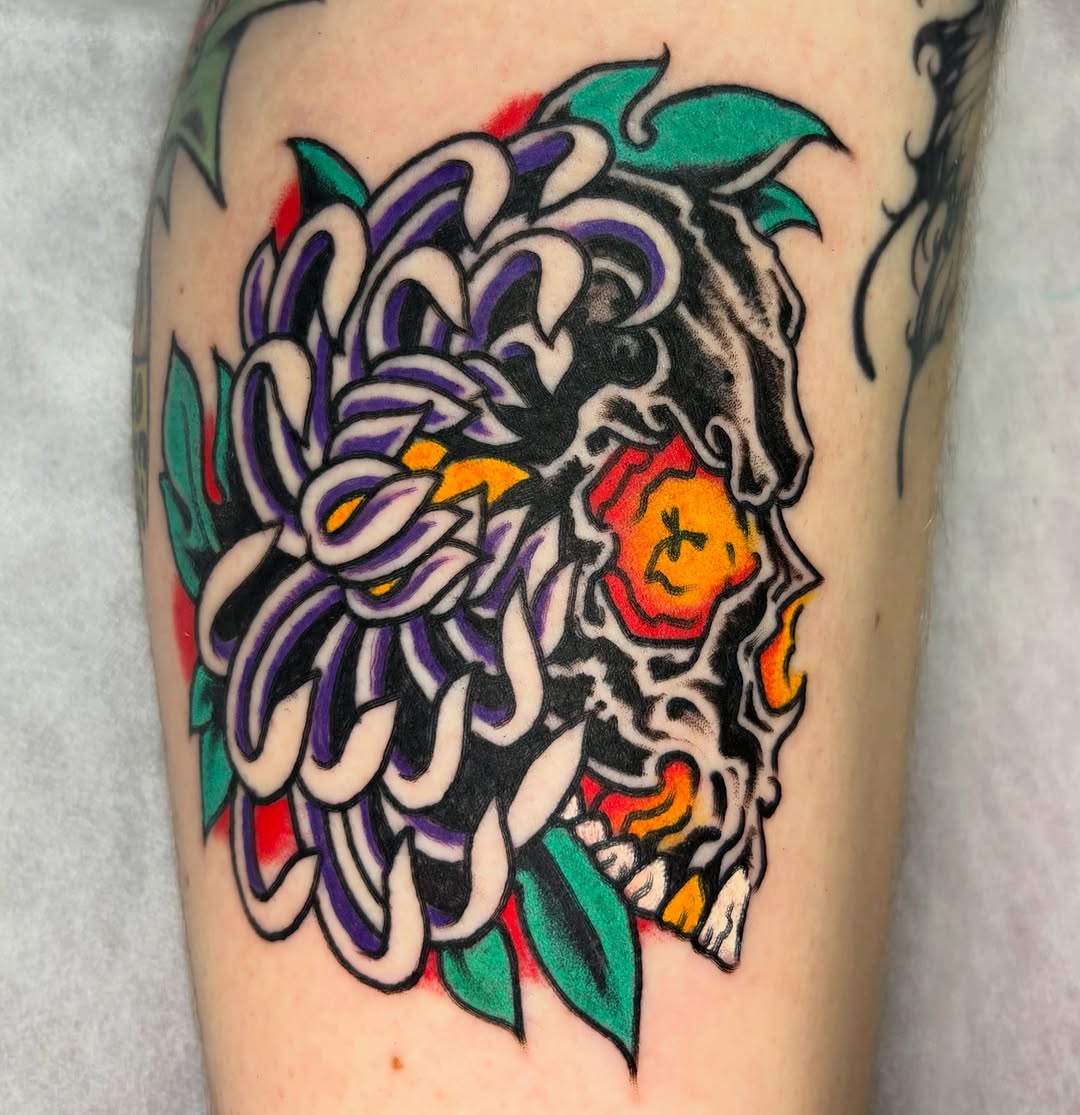 Tattoo by @gabieliatattoo — neo_traditional