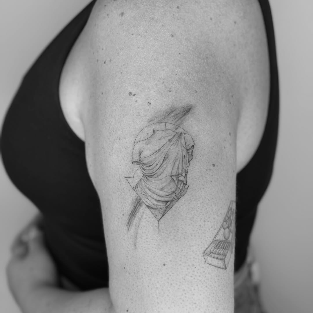 Tattoo by @wildhoneyartistry — fine_line, illustrative