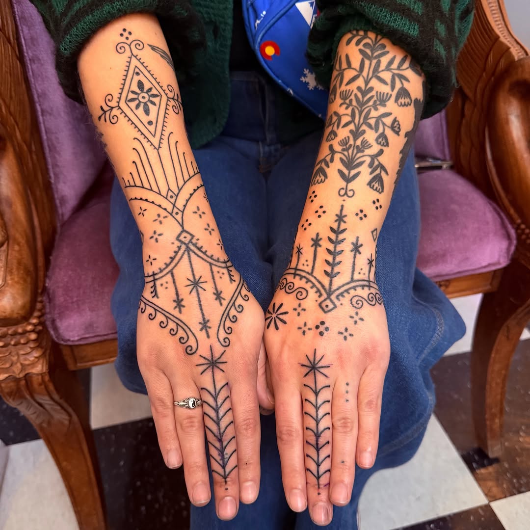 Tattoo by @cosmic___karma โ fine_line, ornamental