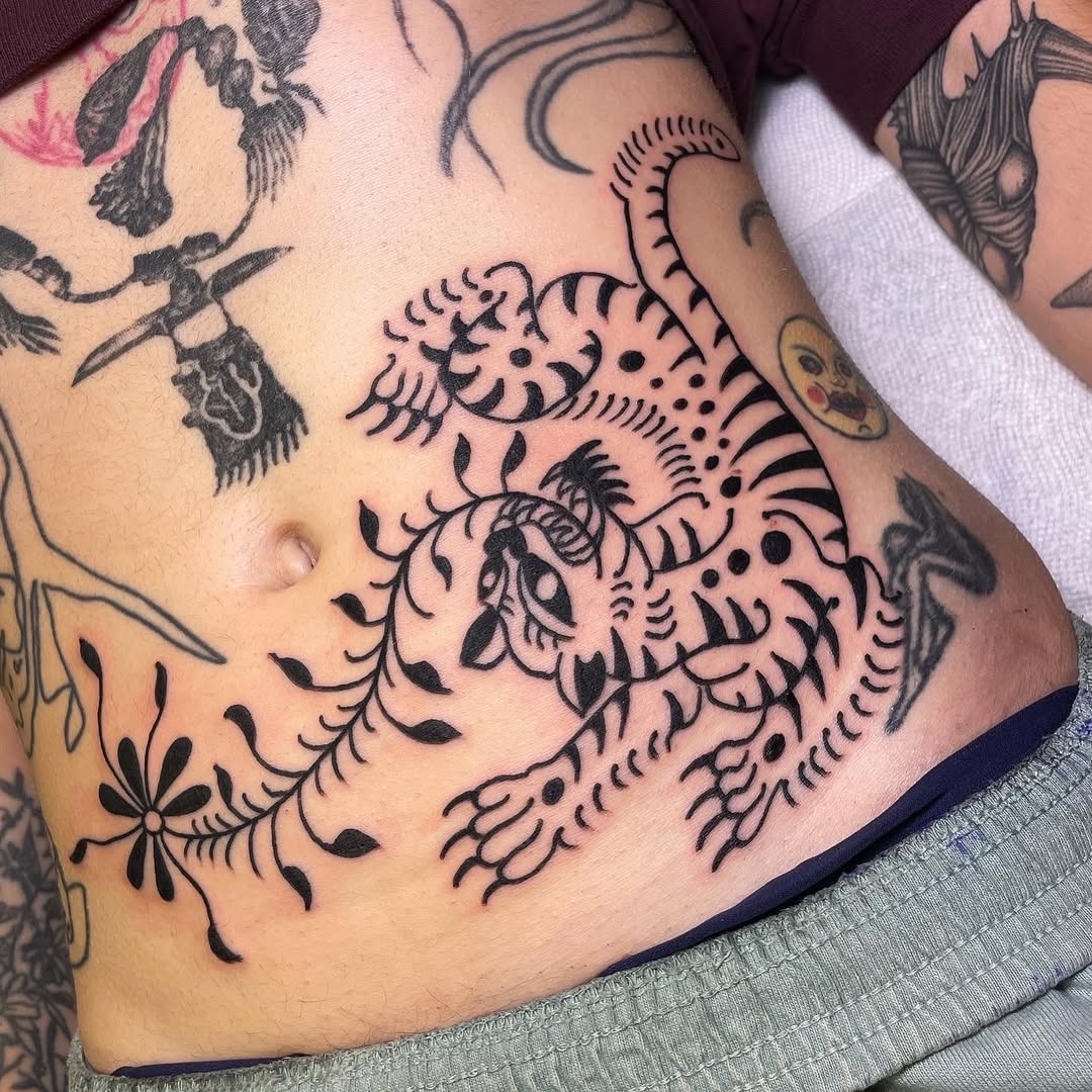 Tattoo by @cosmic___karma โ blackwork, japanese_irezumi