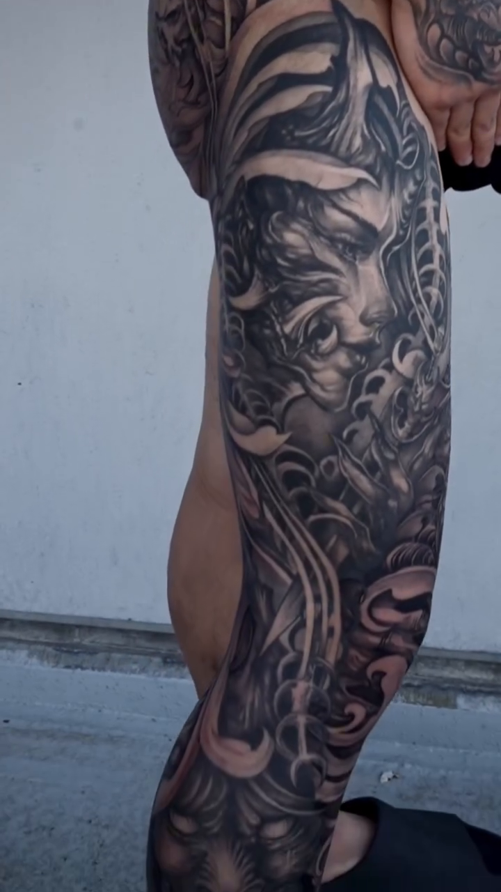Tattoo by @jennal_wang — black_and_grey, realism