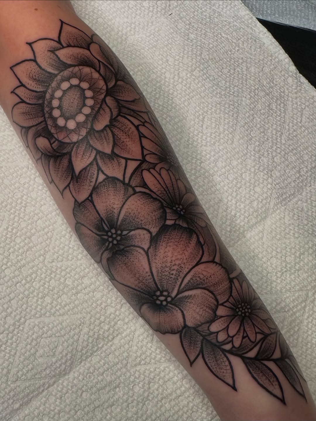 Tattoo by @chozentattoo — illustrative, black_and_grey