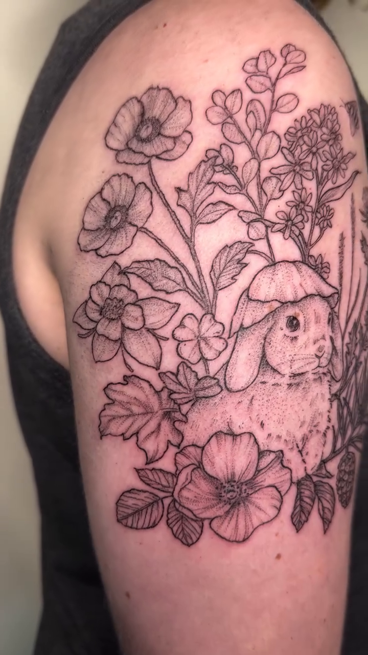 Tattoo by @folkandfernink โ fine_line