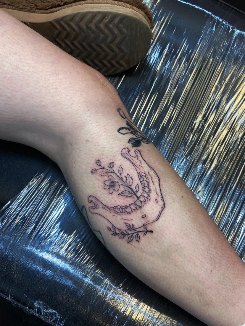 Tattoo by @tinyterrorink — fine_line, illustrative