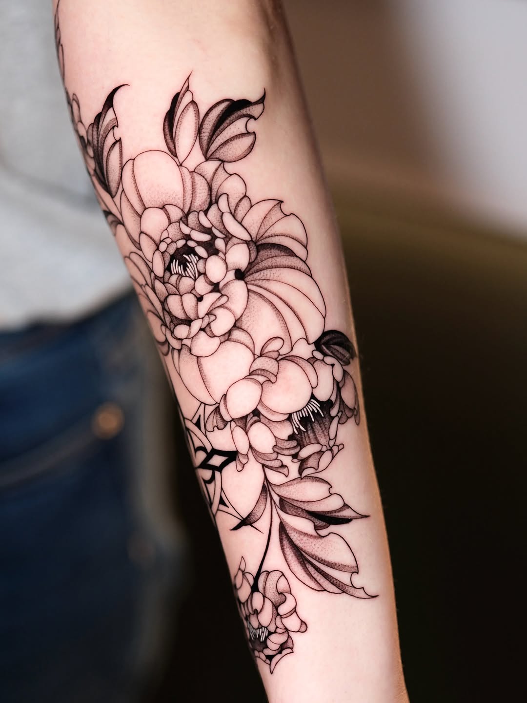 Tattoo by @ivy.k.tattoos โ black_and_grey