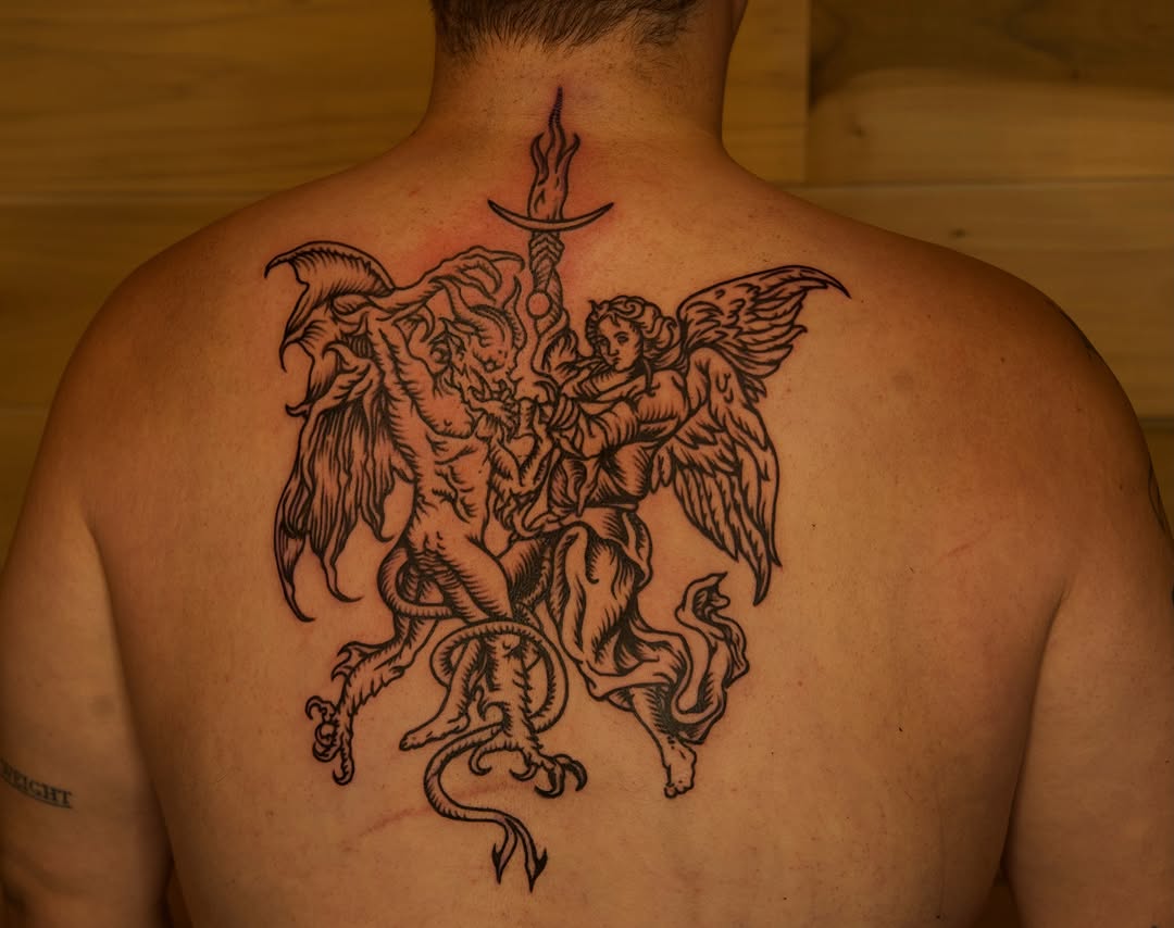 Tattoo by @rue_tattoos โ illustrative, blackwork