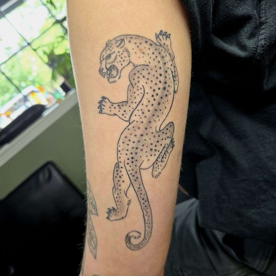 Tattoo by @amhinrichs — blackwork