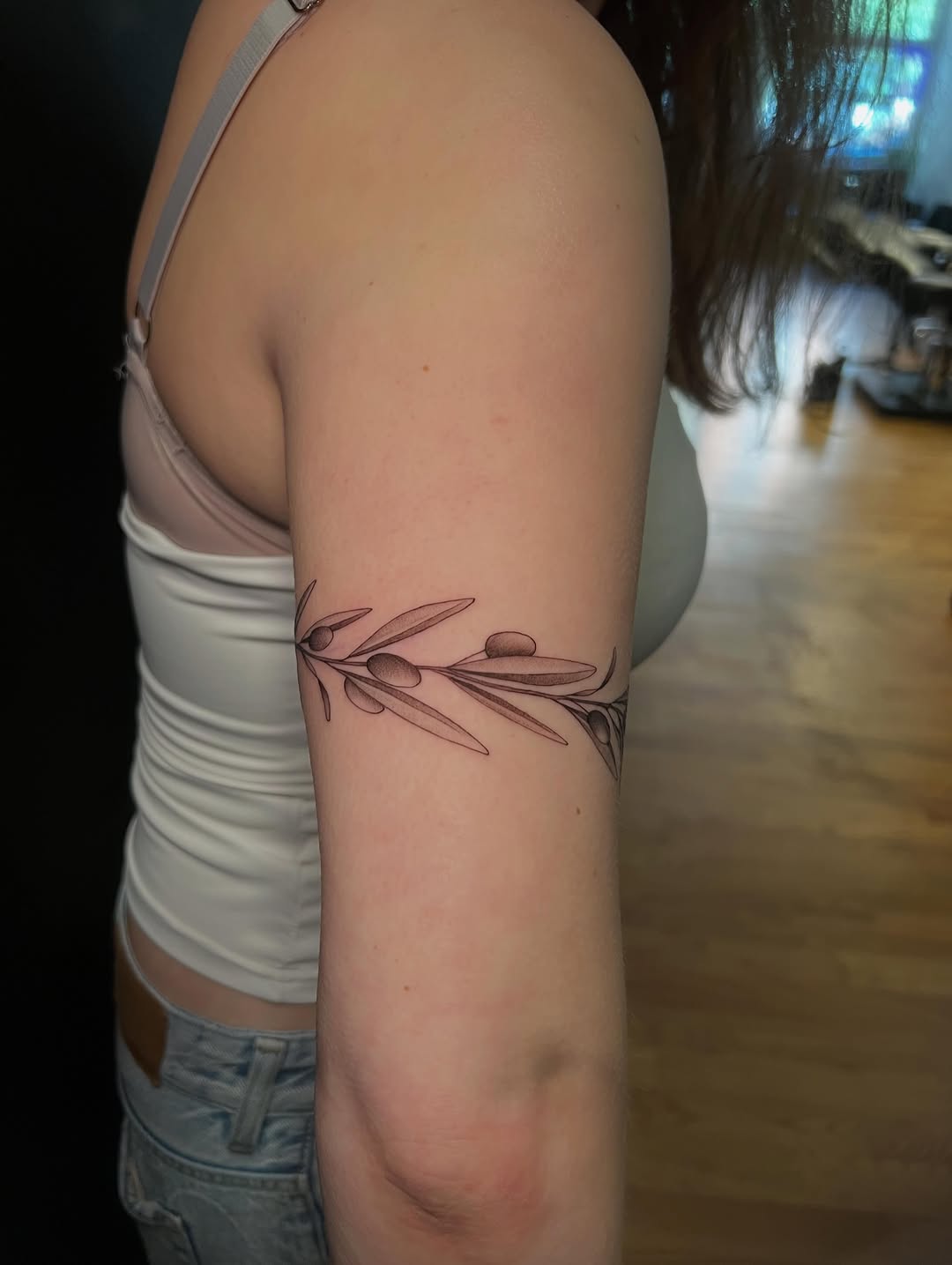 Tattoo by @baungbentattoo_ โ fine_line