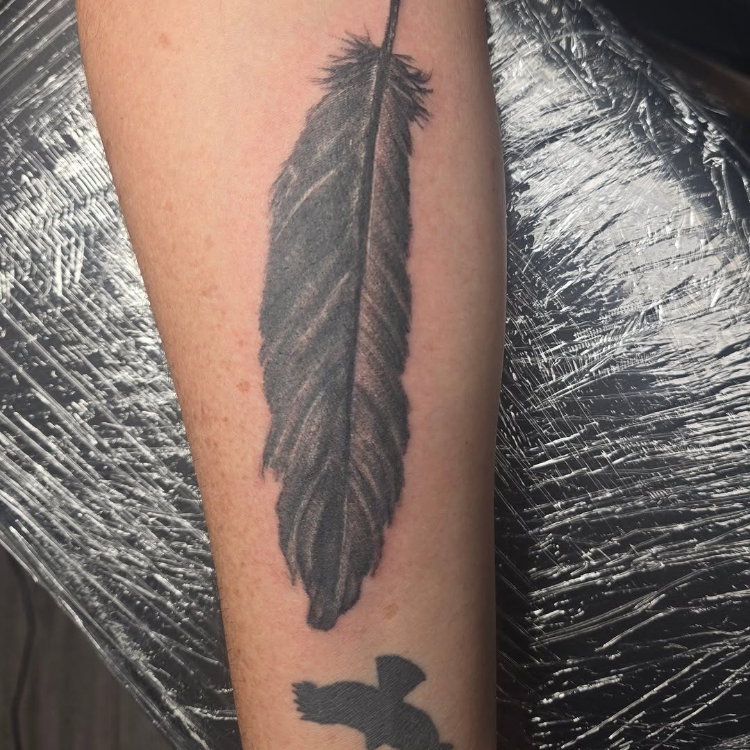 Tattoo by @karencaintattoos — black_and_grey