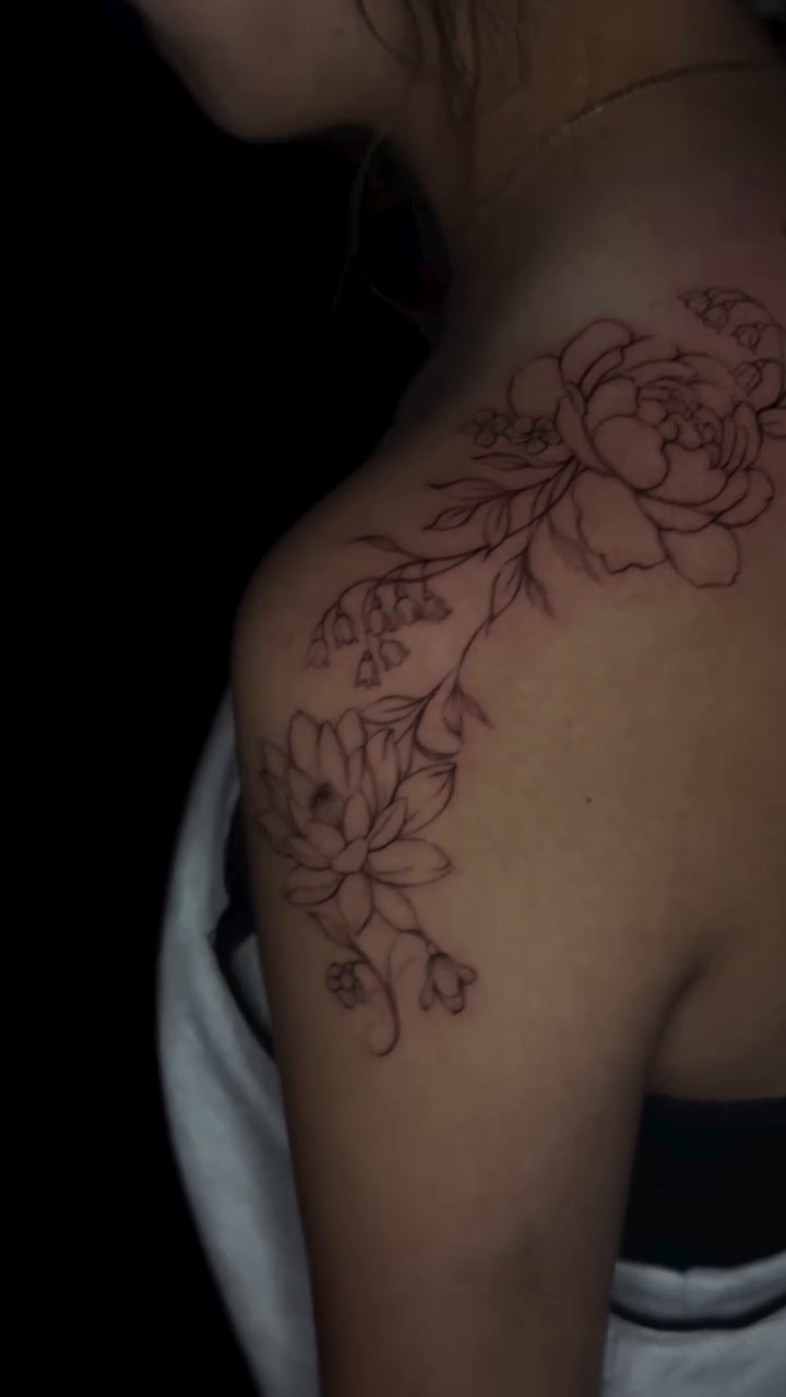 Tattoo by @_frankyvee — illustrative, fine_line