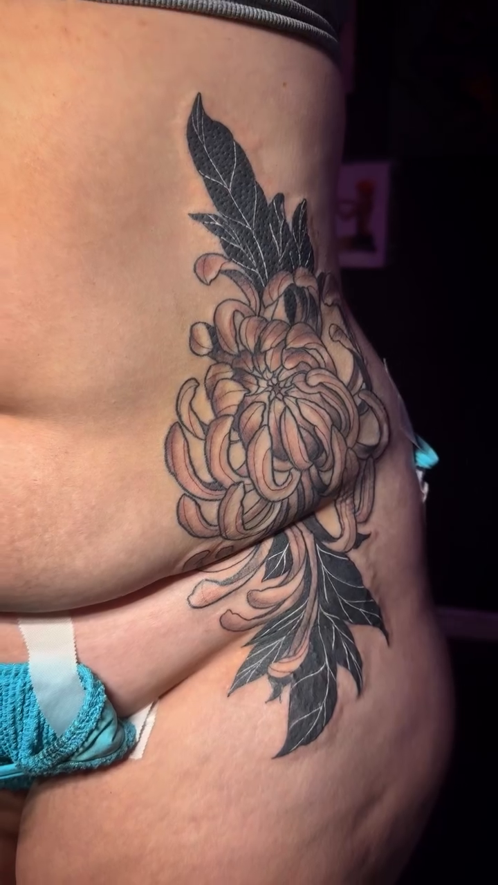 Tattoo by @rhiannontattoos — japanese_irezumi, black_and_grey