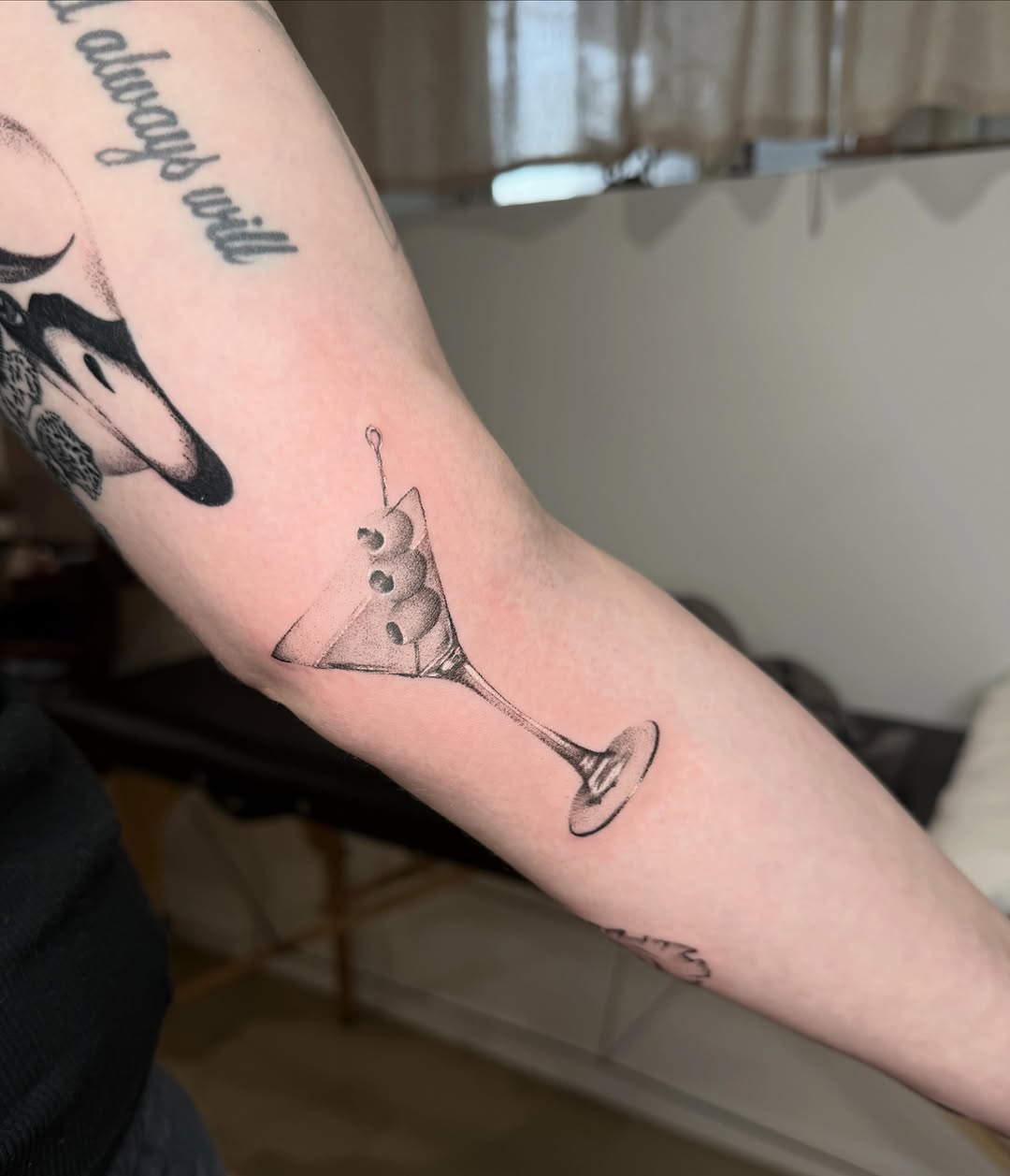 Tattoo by @oneheavytatty — dotwork