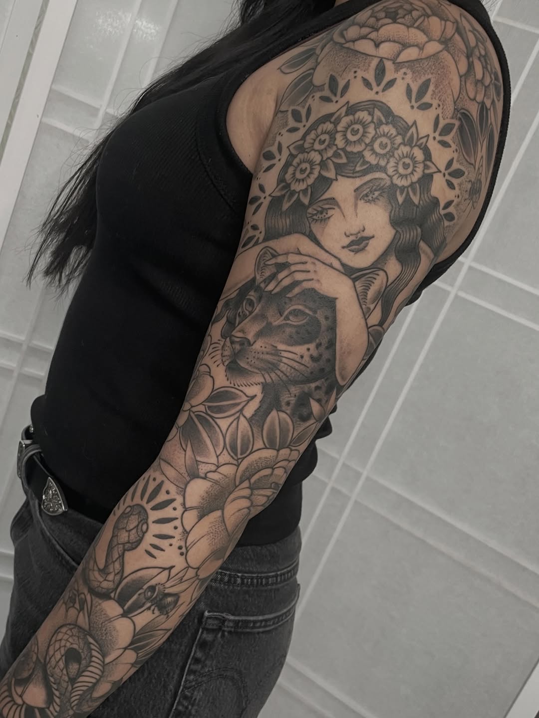 Tattoo by @amandamarietattoo — black_and_grey, illustrative
