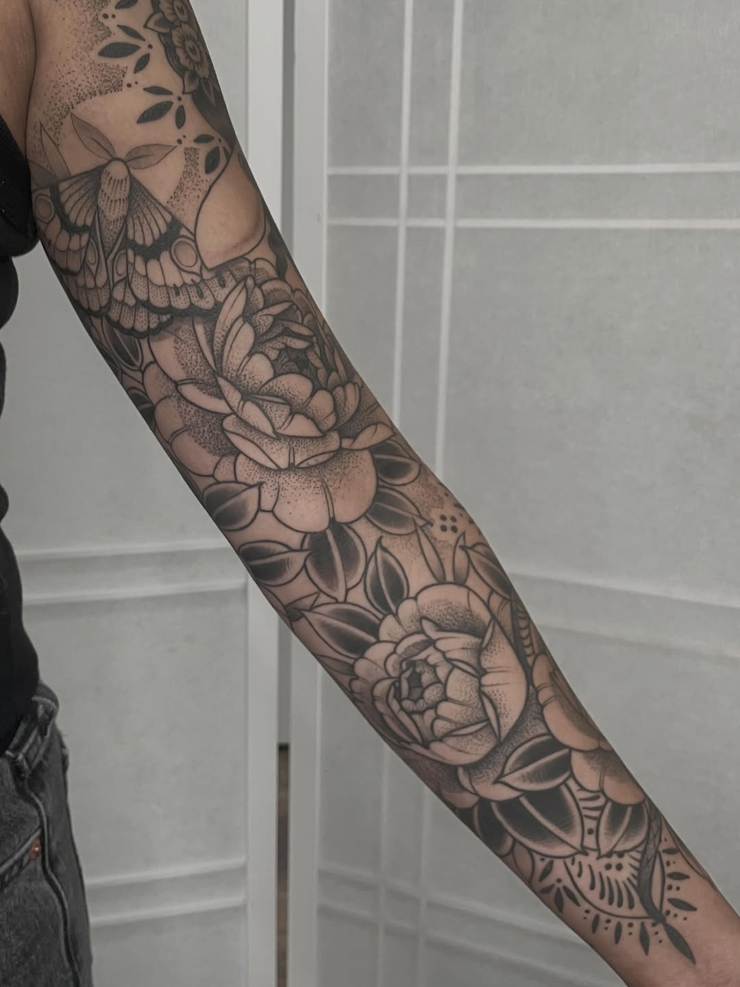 Tattoo by @amandamarietattoo — black_and_grey, illustrative