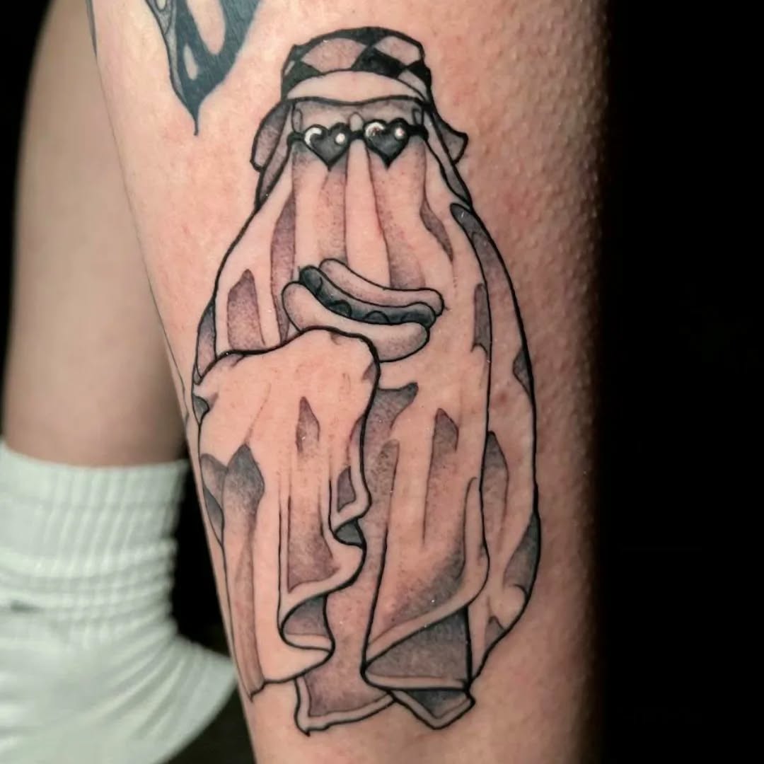 Tattoo by @art.by.robyn — black_and_grey, new_school