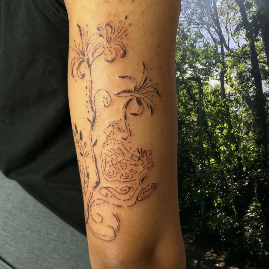 Tattoo by @wanderfernfairy — fine_line