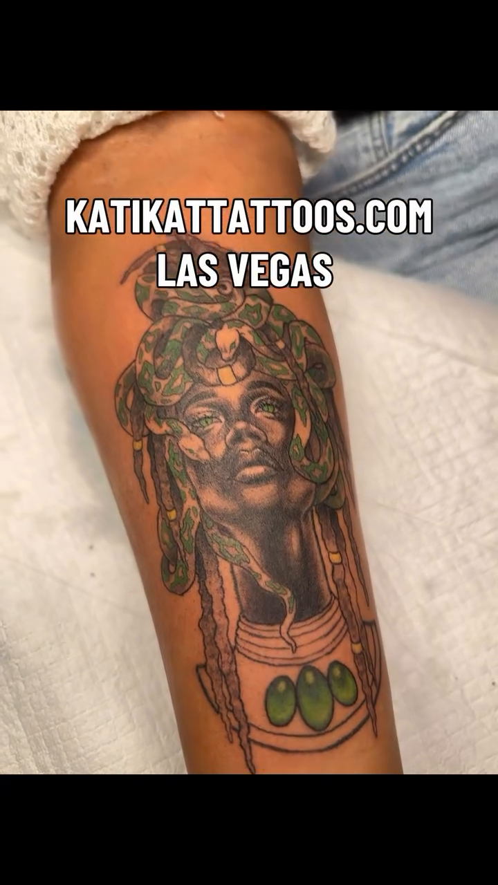 Tattoo by @katikattattoos — black_and_grey, illustrative