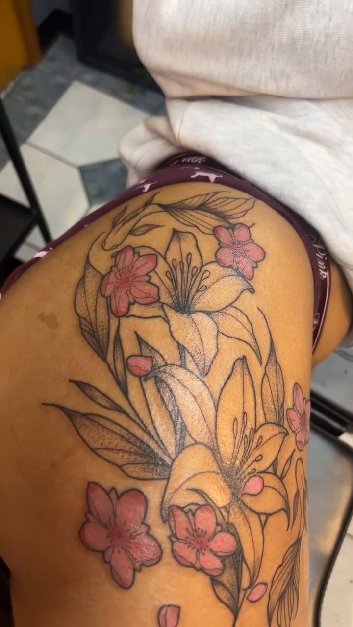 Tattoo by @maddiedoestattoos — fine_line, japanese_irezumi