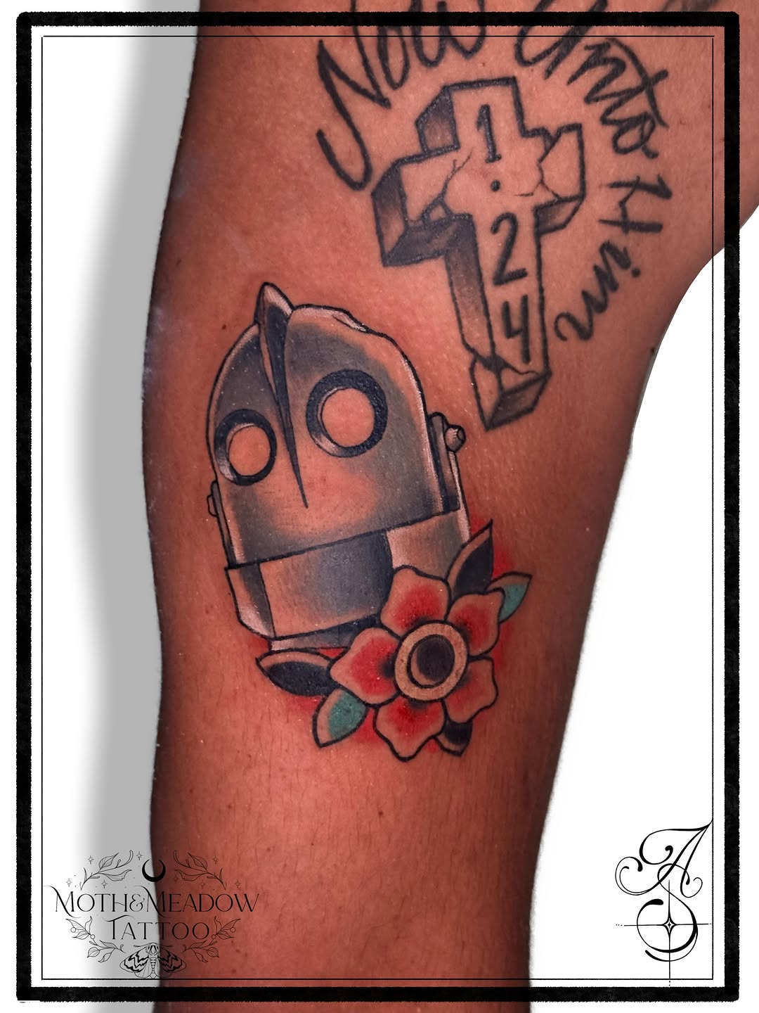 Tattoo by @ash.s.tattoos β american_traditional, illustrative