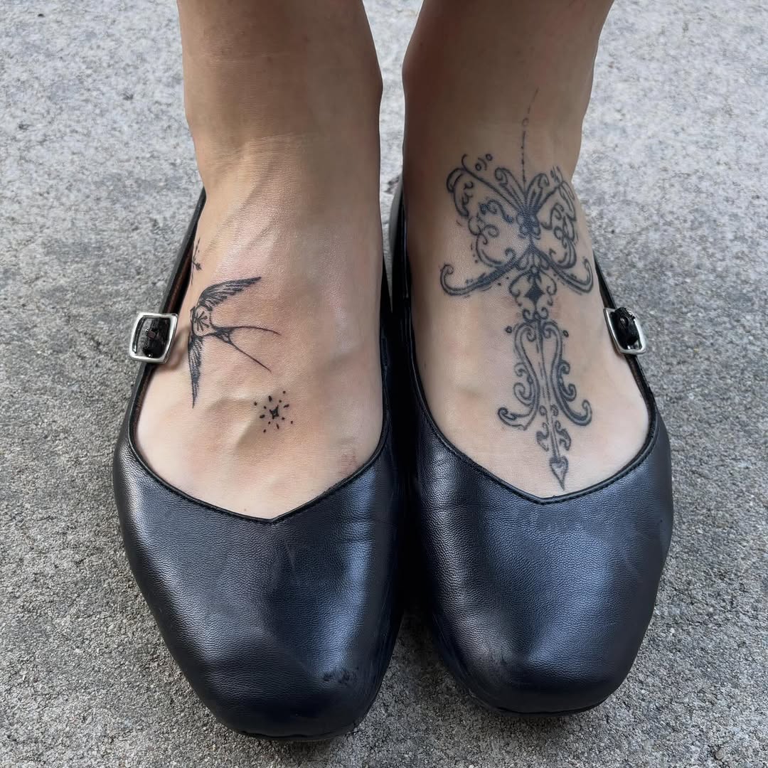 Tattoo by @tattoobyeliza — fine_line