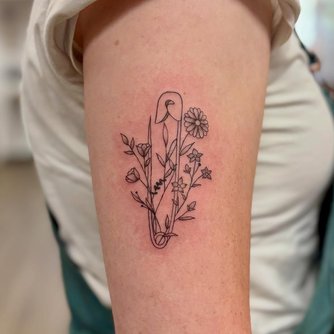 Tattoo by @inkbyb โ fine_line, illustrative