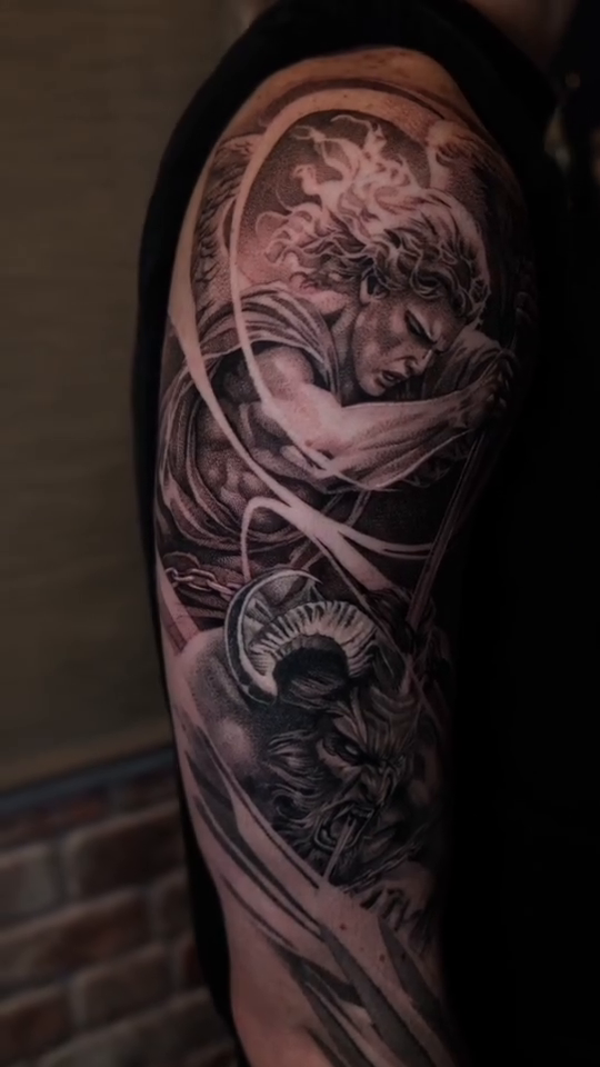 Tattoo by @anabananaink — black_and_grey, realism