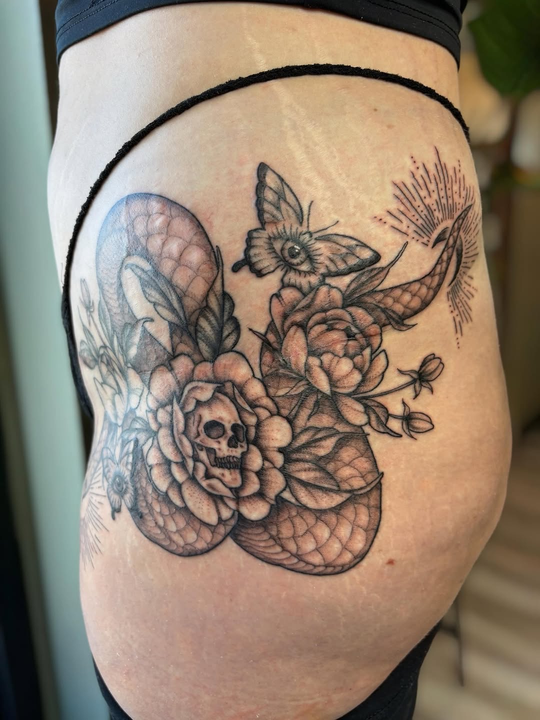 Tattoo by @tats_by_bcatt — black_and_grey, illustrative