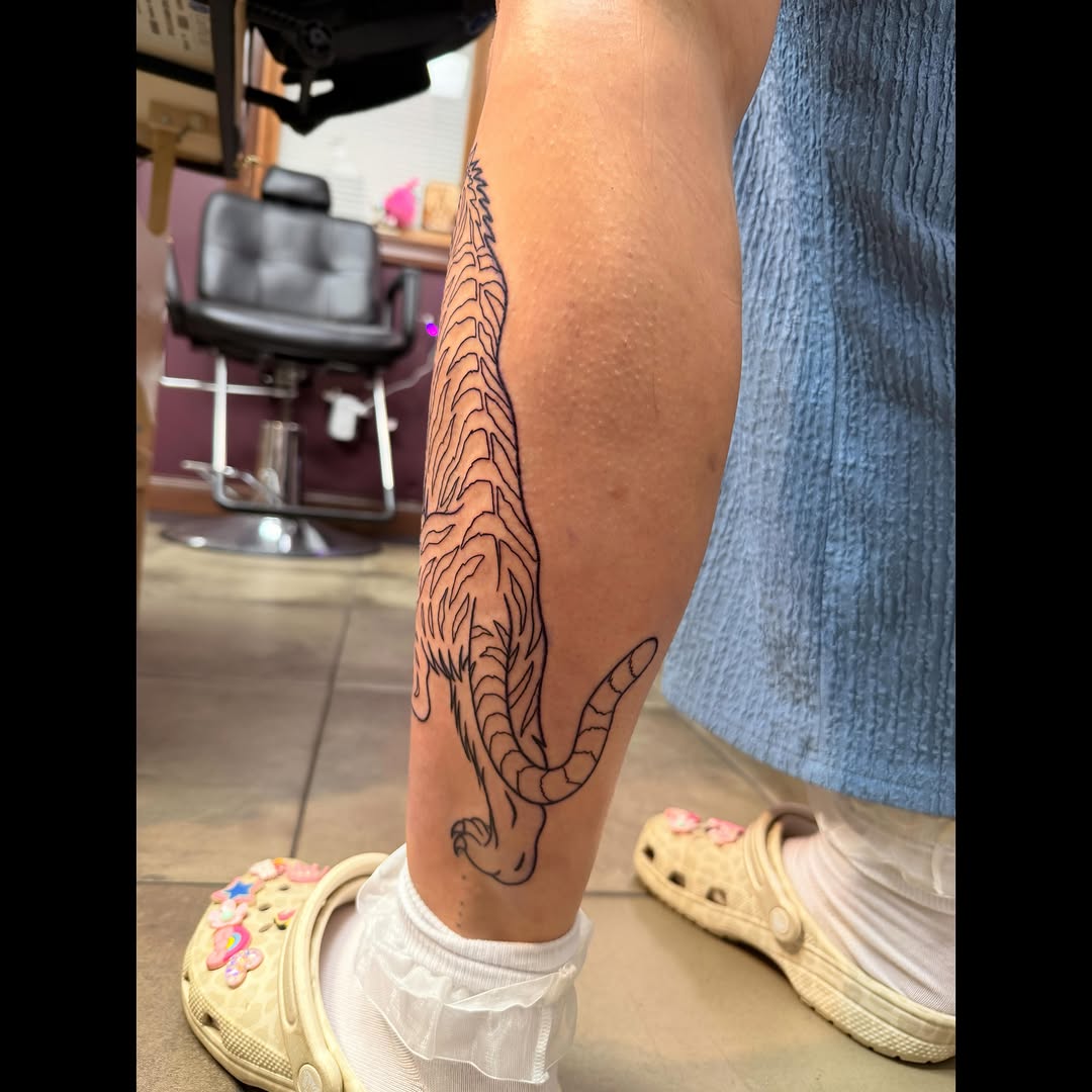 Tattoo by @artbydollface — blackwork