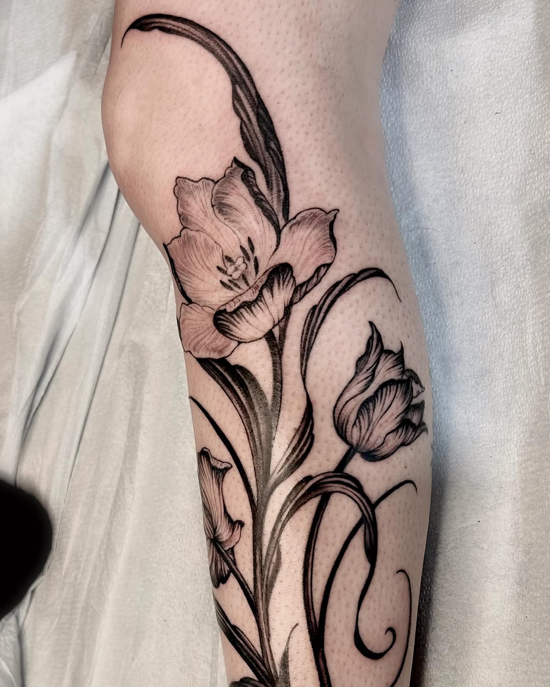 Tattoo by @pixisoda โ black_and_grey, realism