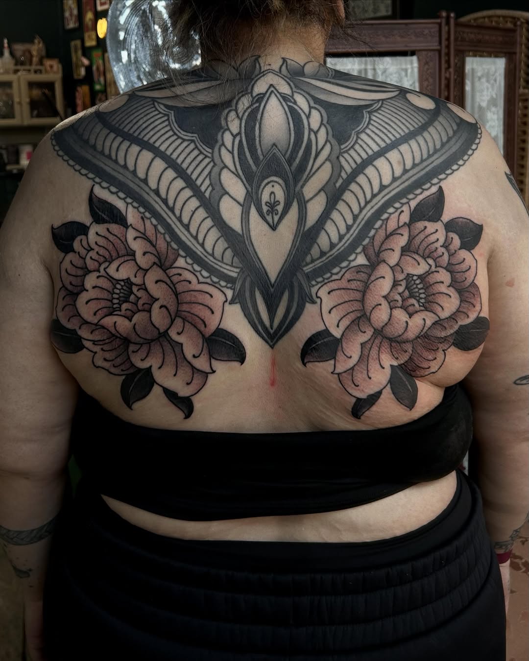Tattoo by @karinatattoos β illustrative, black_and_grey